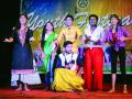 युवा महोत्सव : विद्यार्थ्यांनी एकांकिकेतून दिला सामाजिक संदेश! - Marathi News | Youth Festival: Students deliver social message from one act play | Latest akola News at Lokmat.com