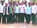 शेतकऱ्यांची जिल्हा कचेरीवर धडक - Marathi News | The farmers fall on the district crews | Latest gadchiroli News at Lokmat.com
