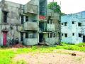 वीज कर्मचारी वसाहतीचे बांधकाम संथ - Marathi News | Electricity staff colony building slow | Latest gadchiroli News at Lokmat.com