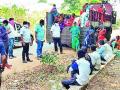 गावात पोहोचलेल्या मजुरांना ठेवले विलगीकरण कक्षात - Marathi News | The laborers who reached the village were kept in the isolation room | Latest gadchiroli News at Lokmat.com