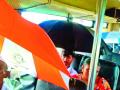 बसमध्ये प्रवाशांना उघडाव्या लागतात छत्र्या - Marathi News | passengers Umbrellas have to be opened in the bus | Latest buldhana News at Lokmat.com