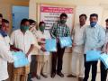 पेठच्या ग्रामीण रु ग्णालयात पीपीई किटचे वाटप - Marathi News |  Distribution of PPE kits in rural wards of Peth | Latest nashik News at Lokmat.com