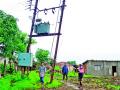 रोहित्राच्या खांबाची दुरवस्था - Marathi News | The condition of Rohitra's pillar | Latest nashik News at Lokmat.com