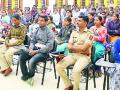 ‘सायबर सेफ वुमेन’वर कार्यशाळा - Marathi News | Workshop on 'Cyber Safe Women' | Latest yavatmal News at Lokmat.com