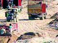 चुलबंद नदीपात्रातून रेतीचा उपसा - Marathi News | Extraction of sand from Chulband river basin | Latest bhandara News at Lokmat.com