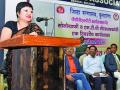 ‘मुलीला जगू द्या.. हे जग तिचे आहे’ - सुमन चंद्रा - Marathi News | 'Let the girl live .. This world is hers' - Suman Chandra | Latest buldhana News at Lokmat.com