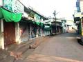 तळोधी (बा) येथे व्यावसायिकांचा बंद - Marathi News | Commercials closed at Talodhi (BA) | Latest chandrapur News at Lokmat.com