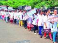 अ‍ॅलोपॅथी डॉक्टरांचा मागण्यांसाठी मूक मोर्चा - Marathi News | Silent Front for Asking Allopathy Physicians | Latest nashik News at Lokmat.com