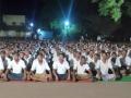 पोलीस अधिकारी, कर्मचाऱ्यांनी घेतले योगाचे धडे - Marathi News | Yoga lessons taken by police officers, employees | Latest jalana News at Lokmat.com