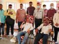 आसाणे येथील शिबिरात ७५ दात्यांचे रक्तदान - Marathi News | Donor blood donation at a camp in Asana | Latest nandurbar News at Lokmat.com