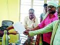 खरे कोण? गावकरी की प्रशासन - Marathi News | Who is true Administration of the village | Latest yavatmal News at Lokmat.com