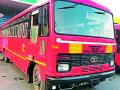बसस्थानकावर होते प्रवाशांची परवड - Marathi News | The passengers were able to afford the bus station | Latest yavatmal News at Lokmat.com