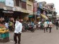 घोटी बाजारपेठेत दुकानदार,विक्रेत्यांमध्ये संभ्रमावस्था कायम - Marathi News | Confusion prevails among shopkeepers and vendors in Ghoti market | Latest nashik News at Lokmat.com