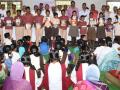 धरणगावात गरीब विद्यार्थ्यांना शालेय साहित्य वाटप - Marathi News | Distribution of school literature to poor students in Dharagana | Latest jalgaon News at Lokmat.com