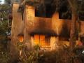 सिंधुदुर्गनगरीतील इमारतीला आग, जिल्हा रुग्णालय परिसरातील घटना - Marathi News | Fire in a building in Sindhudurg Nagar, incident in district hospital area | Latest sindhudurga News at Lokmat.com
