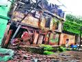 बिवलकर लेनमधील बंदिस्त वाडा कोसळला - Marathi News | The Bandit Wada collapsed in Biwalkar lane | Latest nashik News at Lokmat.com