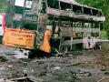 ट्रॅव्हल्स भस्मसात; मृत्यूच्या दाढेतून परतले 20 प्रवासी - Marathi News | Travels consumed; 20 passengers returned from the jaws of death | Latest yavatmal News at Lokmat.com