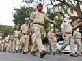 CoronaVirus Lockdown : सोशल मीडियावरील फोटो पाहून कारवाई - Marathi News | corona in kolhapur - Action by viewing the photos on social media | Latest kolhapur News at Lokmat.com