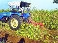 एरड येथील शेतकºयांनी कपाशीत घातला ट्रॅॅक्टर - Marathi News | The farmer in Erode farmed the tractor | Latest amravati News at Lokmat.com