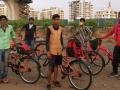 दातृत्वाच्या सायकलींनी त्यांनी गाठली ‘मंझिल’ - Marathi News |  He reached the 'destination' with charity bicycles | Latest nashik News at Lokmat.com
