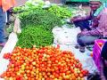 भाजीपाला विकला जातोय कवडीमोल भावात - Marathi News | Vegetables are being sold in a cottage shop | Latest bhandara News at Lokmat.com