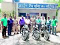 बुलेट चोरणाऱ्या टोळक्यास अटक - Marathi News | Arrested bullet thieves | Latest nashik News at Lokmat.com
