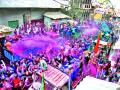 येवल्यात ‘रंगयुद्धाने’ वेधले लक्ष ! - Marathi News | Yehleet 'color warfare' attention! | Latest nashik News at Lokmat.com