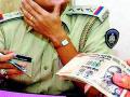 शहरातील पोलीस ठाण्यांमध्ये चाललं तरी काय? - Marathi News |  What about the police station in the city? | Latest nashik News at Lokmat.com