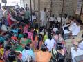 मंदिर परिसरातून फेरीवाल्यास हटवल्यास याद राखा - Marathi News | Remember to remove the peddler from the temple premises | Latest kolhapur News at Lokmat.com
