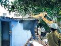९२ वर्षांपासूनच्या अतिक्रमणावर बुलडोझर - Marathi News | Bulldozer on encroachment of 92 years | Latest nagpur News at Lokmat.com