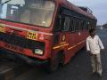 बस चढली दुभाजकावर! ४५ प्रवासी बचावले - Marathi News | S.T. Bus jumped on road divider ! 45 passengers escaped | Latest nagpur News at Lokmat.com