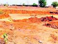 मुरुम खननाने तलावाचे विद्रुपीकरण - Marathi News | Disfigurement of the pond by pimple mining | Latest bhandara News at Lokmat.com