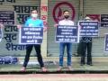 दुकान बंद, व्यापार बंद, मगर भीड रास्तेपर, हा कसला लॉकडाऊन - Marathi News | Shops closed, businesses closed, but crowds on the road, what a lockdown | Latest gondia News at Lokmat.com