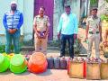 अवैध दारू विक्रेत्यांकडून तब्बल 10.35 लाखांचा माल जप्त - Marathi News | 10.35 lakh worth of goods seized from illegal liquor dealers | Latest gondia News at Lokmat.com