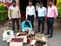 राज्य उत्पादन शुल्क विभागाचे पाच ठिकाणी छापे; दारू जप्त - Marathi News | Raids in five places by state excise department; Liquor seized | Latest jalana News at Lokmat.com