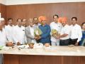 कमको बॅँक अध्यक्षपदी निंबा कोठावदे राजेंद्र अमृतकार उपाध्यक्षपदी बिनविरोध - Marathi News |  Nimba Kothavade Rajendra Amrutkar elected unopposed as the Chairman of Kamako Bank | Latest nashik News at Lokmat.com