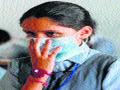 स्वाइन फ्लूच्या पार्श्वभूमीवर सिन्नर तालुक्यातील मानोरीत आरोग्य पथक दाखल - Marathi News | On the backdrop of Swine Flu, the Monserrate Health Camp in Sinnar Taluka filed | Latest nashik News at Lokmat.com