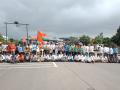 Maharashtra Bandh : कऱ्हाडात मराठा समाजबांधवांचे सामूहिक मुंडण, तासवडे टोलनाक्यावर भजन - Marathi News | Maharashtra Bandh: Chorus of Maratha Samaj Bandh in Karhad | Latest satara News at Lokmat.com