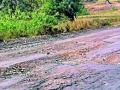 ग्रामीण रस्त्यांची रुंदी केवळ तीन मीटर - Marathi News | Rural road width is only three meters | Latest yavatmal News at Lokmat.com