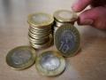 दोन हजारांच्या नोटेचे नव्हे, दहाच्या नाण्याचे टेन्शन - Marathi News | Not the tension of two thousand notes but the tension of ten coins | Latest business News at Lokmat.com