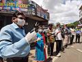 CoronaVirus : केश कर्तनालये सुरू करण्यास परवानगी द्या - Marathi News | CoronaVirus: Allow the hair follicles to start | Latest kolhapur News at Lokmat.com
