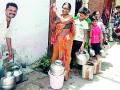 वर्धा नदी कोरडी तिवसा तहानले - Marathi News | Wardha river dry thirsty thirsty | Latest amravati News at Lokmat.com