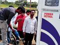 चिखलदºयात ग्राहकांनीच तपासले पेट्रोल पंप - Marathi News | The petrol pump checked by the customers | Latest amravati News at Lokmat.com
