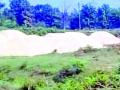 पाऊस थांबला, रेतीचा अवैध उपसा सुरू - Marathi News | The rain stopped, illegal extraction of sand continued | Latest bhandara News at Lokmat.com