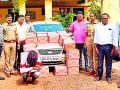 ब्रह्मपुरीत सहा लाखांचा दारुसाठा जप्त - Marathi News | Six lakh ammunition seized in Brahmapur | Latest chandrapur News at Lokmat.com