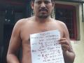 शेतकऱ्याचे पंतप्रधानांना रक्ताने लिहिलेले पत्र - Marathi News | Blood letter to the Prime Minister of the farmer | Latest nashik News at Lokmat.com