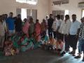मुस्लिम कमेटीकडून पूरग्रस्तांना मदत - Marathi News | Muslim Committee assisted flood victims | Latest nashik News at Lokmat.com