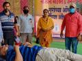 पारोळा येथे ४६ जणांनी केले रक्तदान - Marathi News | At Parola, 46 people donated blood | Latest jalgaon News at Lokmat.com