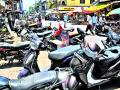 सांगली शहरात बेशिस्त पार्किंगला शिस्त केव्हा? - Marathi News | When the discipline of unconditional parking in Sangli city? | Latest sangli News at Lokmat.com