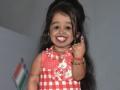 Maharashtra Election Voting Live; जगातील सर्वात बुटकी स्त्री, ज्योती आमगेने केले मतदान - Marathi News | Maharashtra Election Voting Live; The world's smallest woman, Jyoti Amagne polled | Latest nagpur News at Lokmat.com